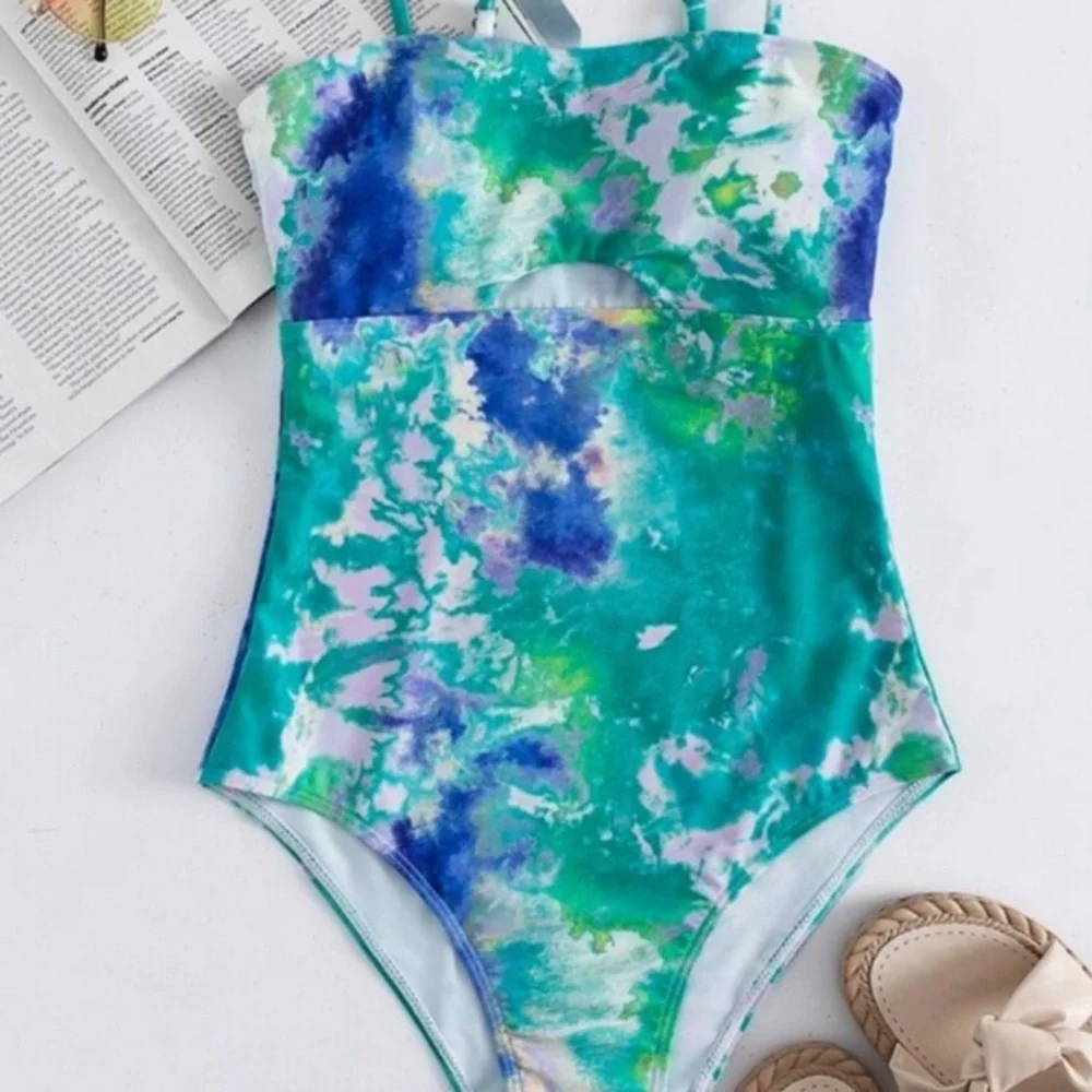 Boho tie dye cut out mokokiji swimsuit - Picture 8 of 9